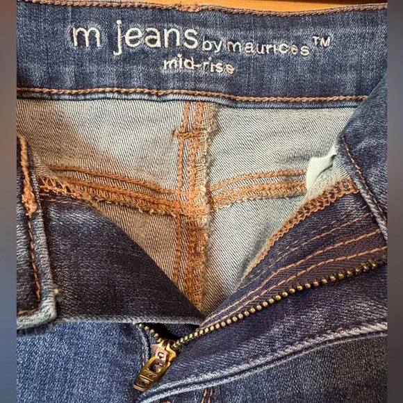 m jeans by Maurice NWOT mid -rise Distressed Skinny Jeans in Dark Blue. - Picture 3 of 8